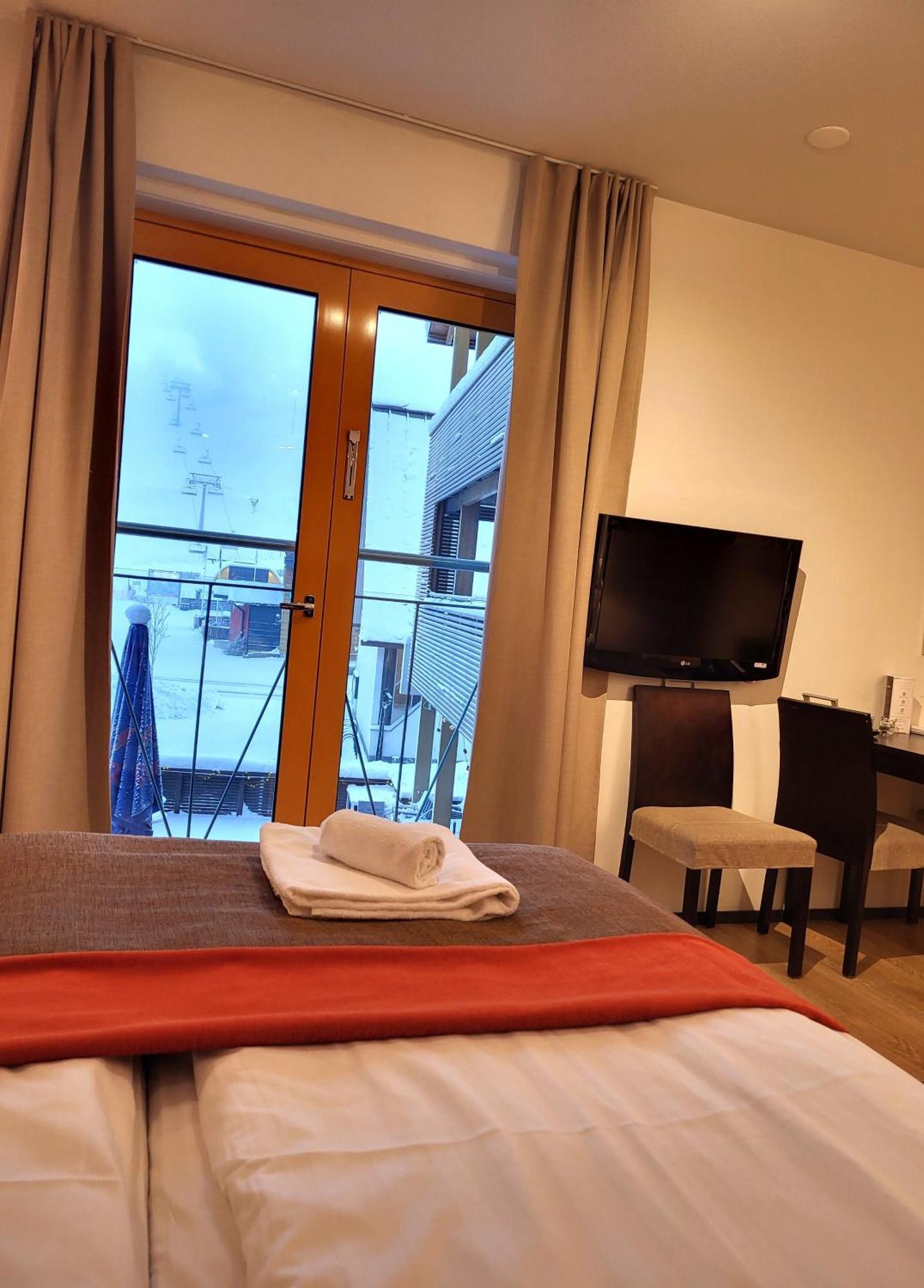 Levi Suites Levi Gold Esterno foto